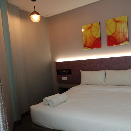 Lemon 8 Boutique Hotel @ Melaka Экстерьер фото