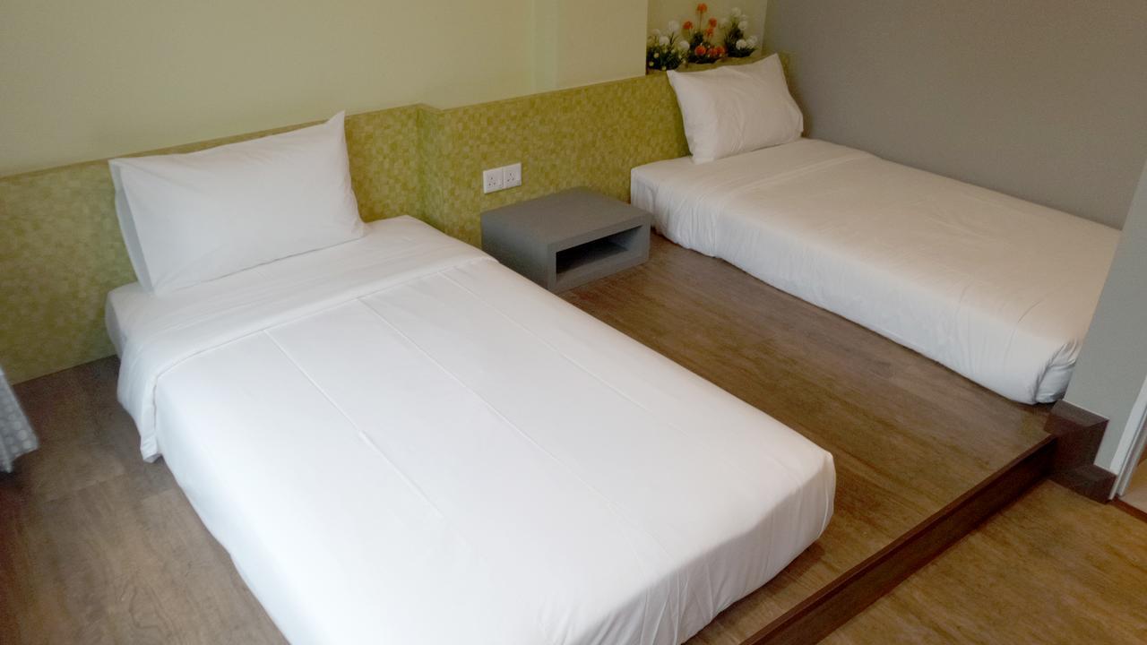 Lemon 8 Boutique Hotel @ Melaka Экстерьер фото
