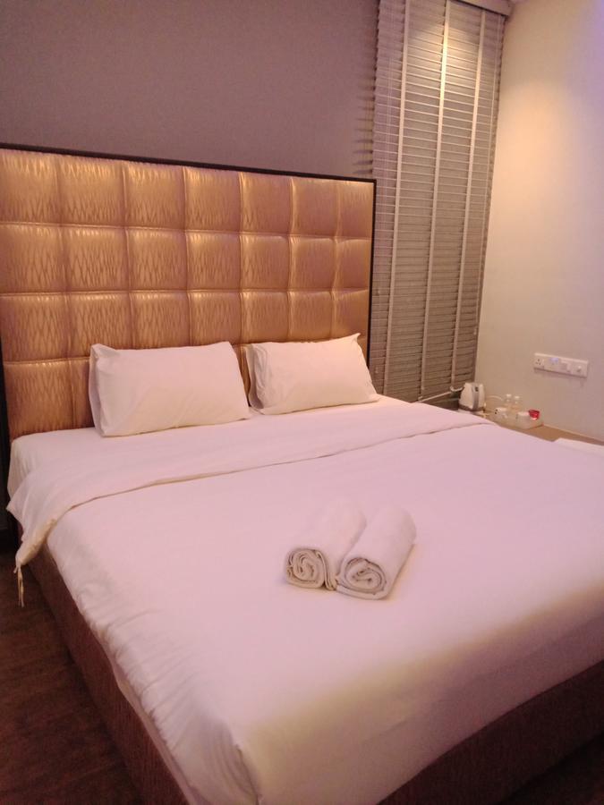 Lemon 8 Boutique Hotel @ Melaka Экстерьер фото